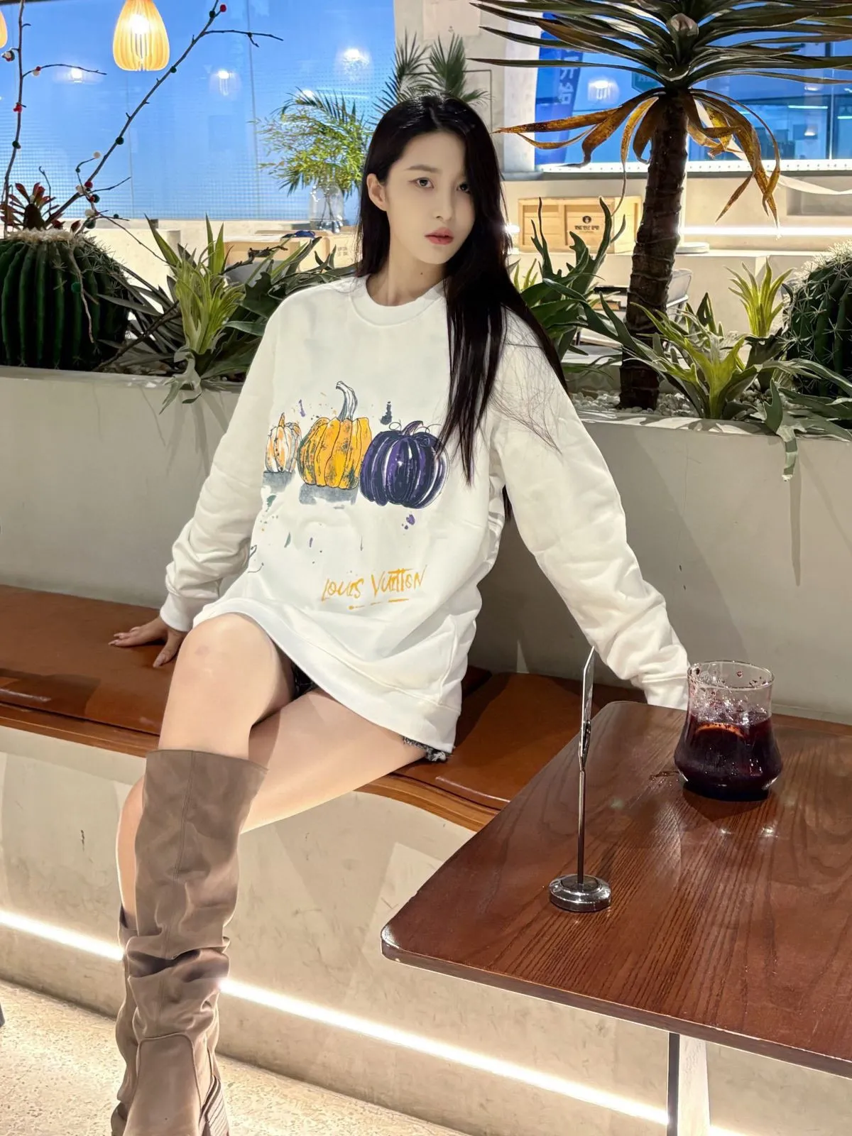 Louis Vuitton/Louis Vuitton 24FW graffiti hand-painted pumpkin round neck sweatshirt